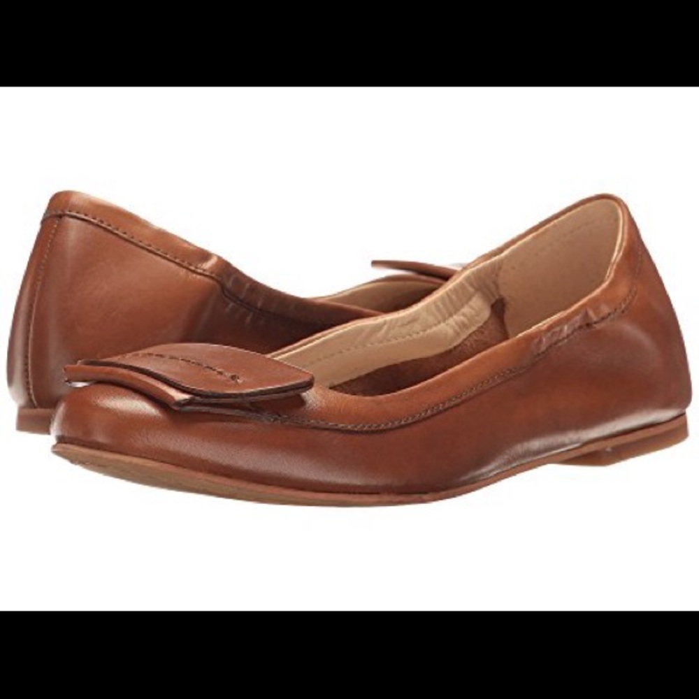 Hush Puppies flats